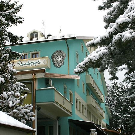 Hotel Fiordigigli L'Aquila Exterior photo